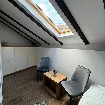 アパート Golden Key